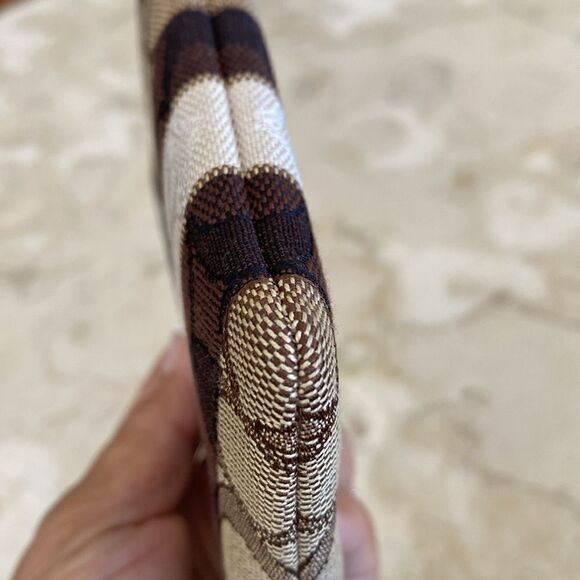 Coach Large Corner Zip Wristlet Wallet Signature Jacquard with Stripes- Unused - Picture 6 of 16